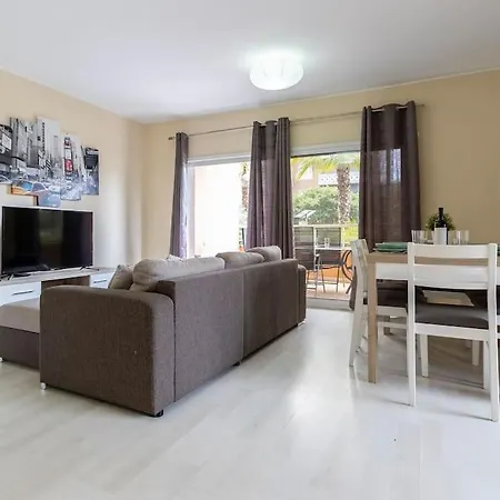 Cosy In Praia Da Rocha פורטימאו
